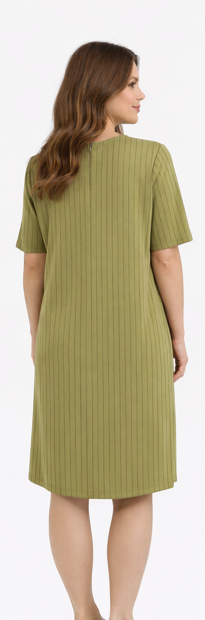 Robe T-shirt verte à rayures verticales